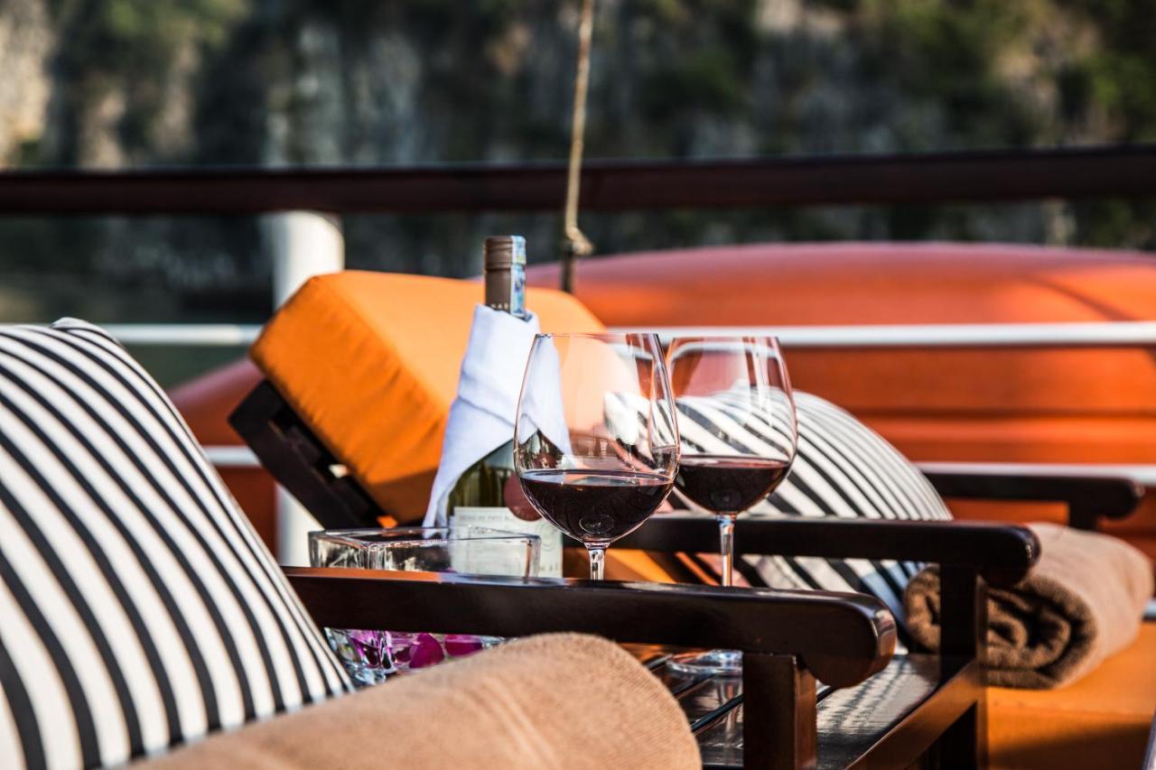 Emeraude Classic Cruises Ha Long Eksteriør billede